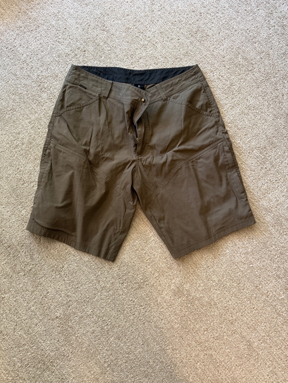Kuhl Men's Olive Hybrid Outdoor Shorts
